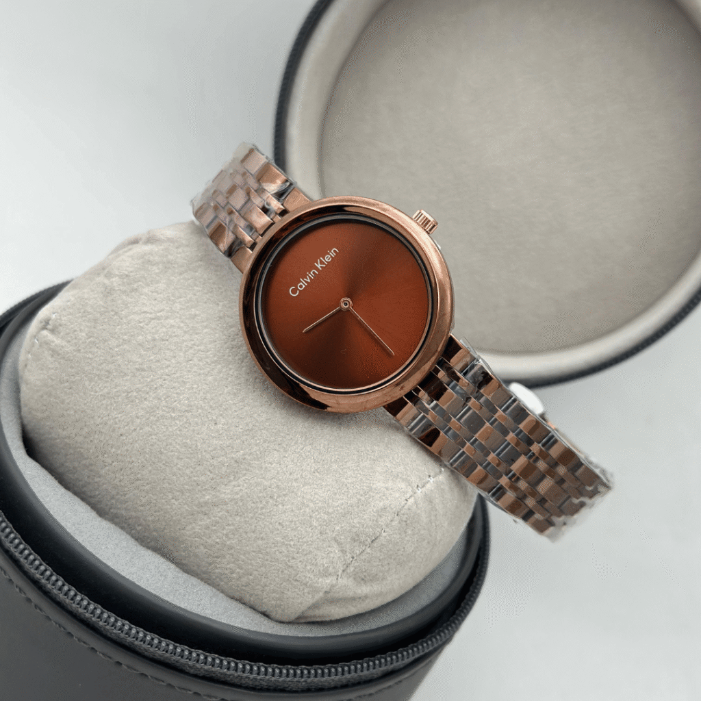 Calvin Klein Women Dial & Stainless Steel Straps Analogue Watch