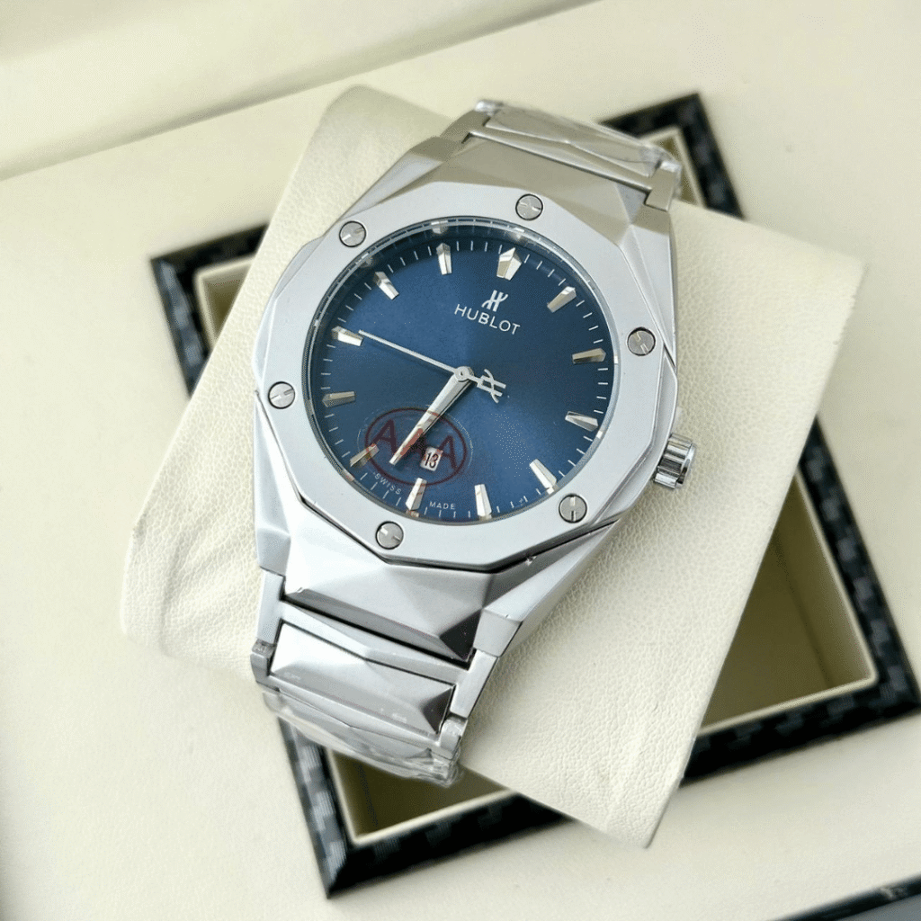 Hublot Classic Fusion - Analog Watch